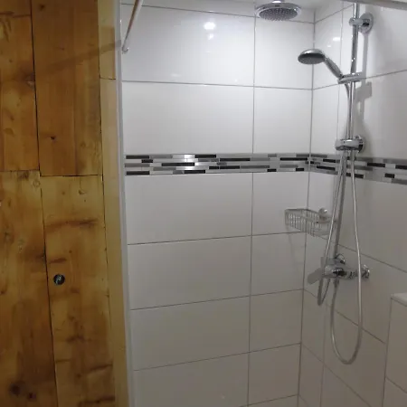 Hostel Room's Chez Beni Grächen