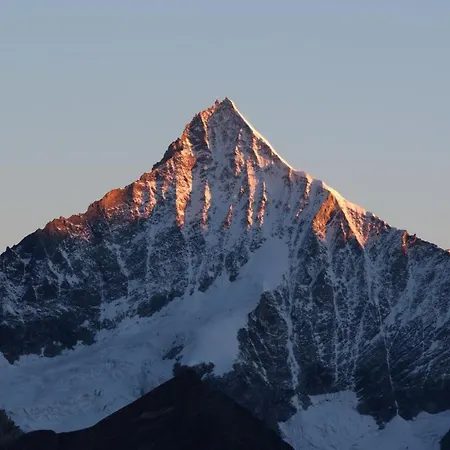 Room's Chez Beni Vandrerhjem Grächen