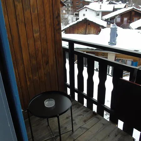 Hostel Room's Chez Beni Grachen