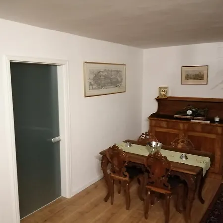 Room's Chez Beni Hostel *